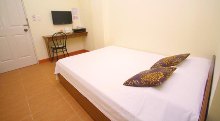 โรบส์ เพนชั่น เฮ้าส์ Hotel Cebu ภายนอก รูปภาพ